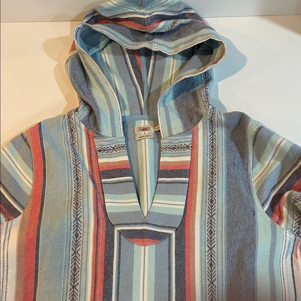 Faherty Baja Poncho - Picture 5 of 14